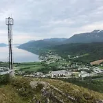 別荘 Eidsviklaaven