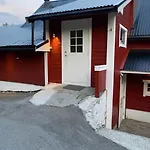Eidsviklaaven 別荘