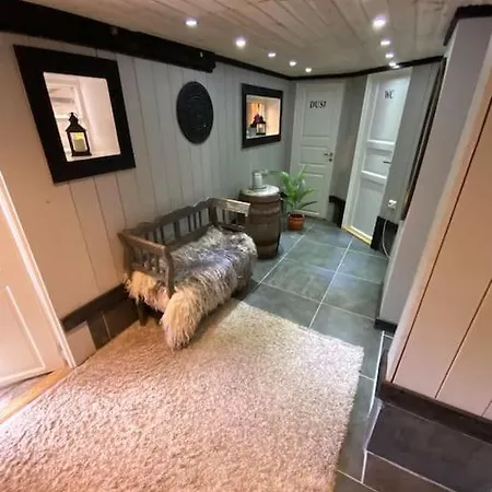 Eidsviklaaven Дом отдыха Олесунн