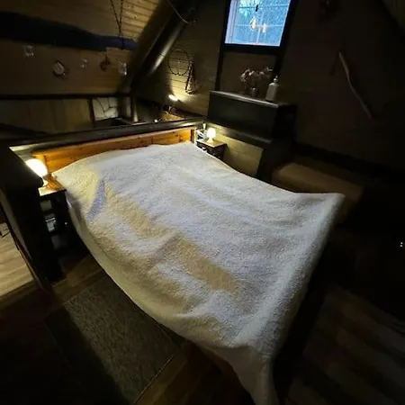 Eidsviklaaven بيت للعطل