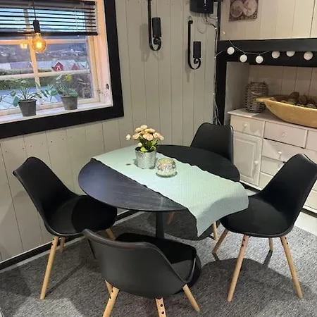 Eidsviklaaven Дом отдыха *