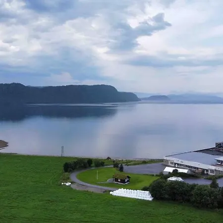 Eidsviklaaven Олесунн