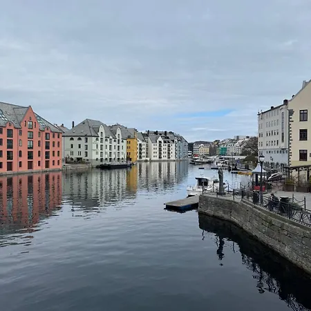 Eidsviklaaven * 올레순