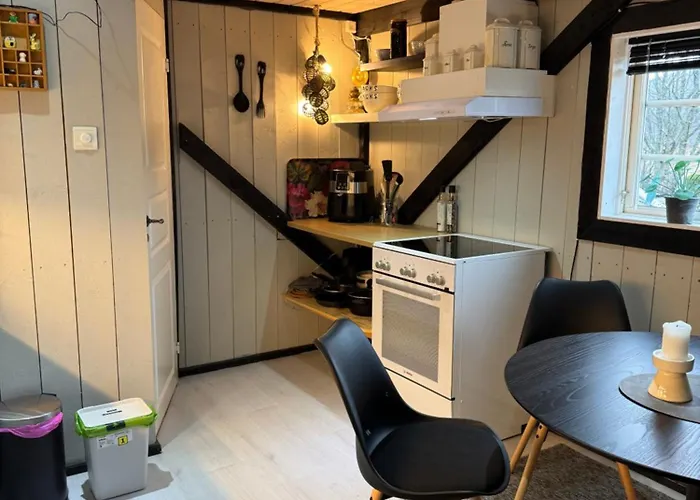 Eidsviklaaven 펜션 올레순